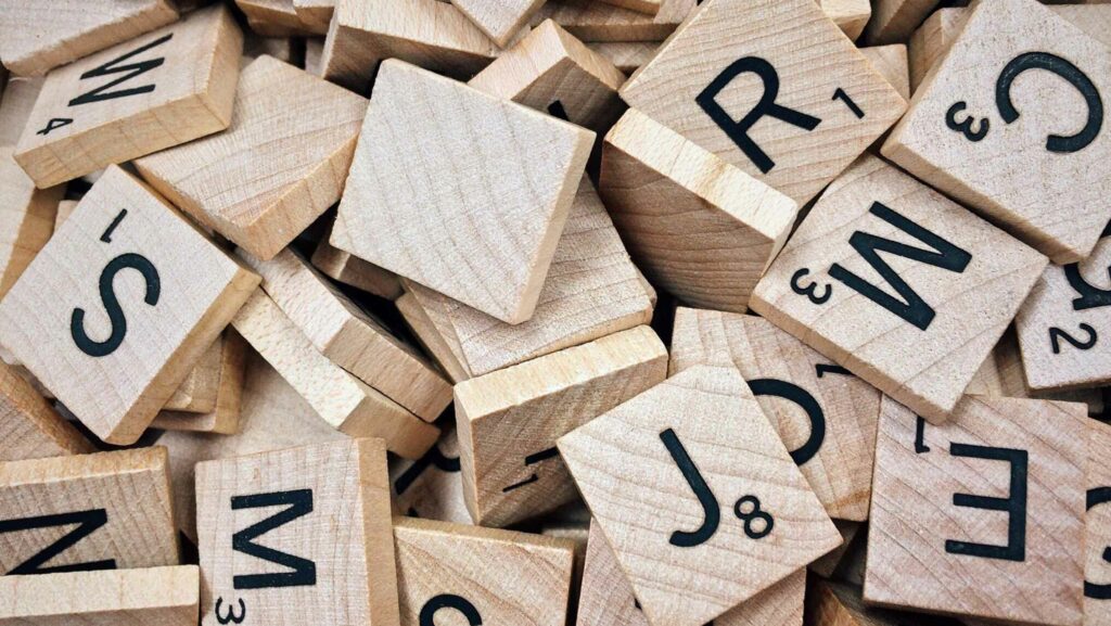 pièces de scrabble en bois